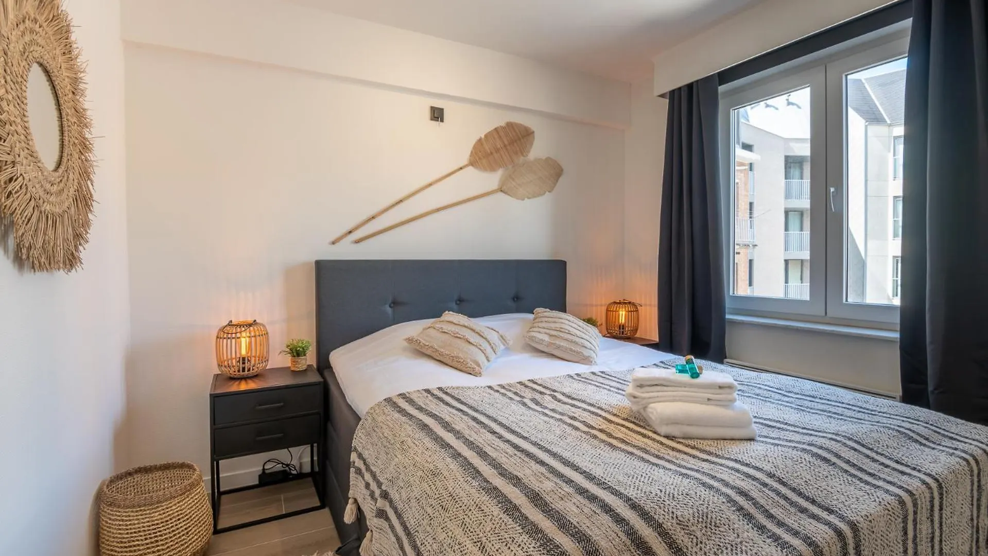 Modern Apartment Close To The Beach For 6 Oostende Belçika